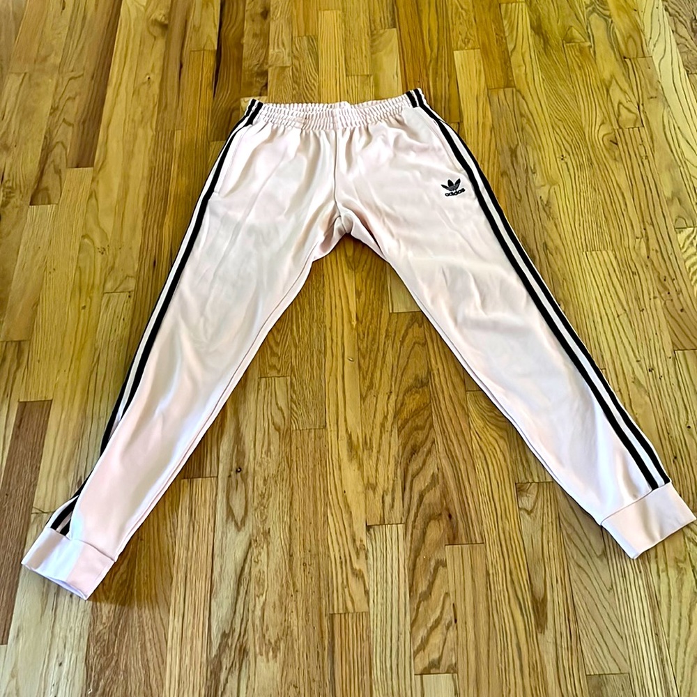 Adidas joggers women’s medium